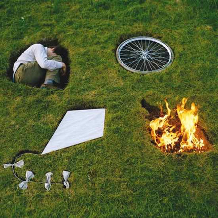 Girls In Hawaii - Hello Strange (LP)