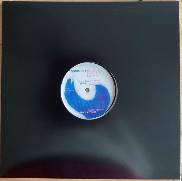 Red Dreams - Get Out Of My Mind (12 inch) (2hands)